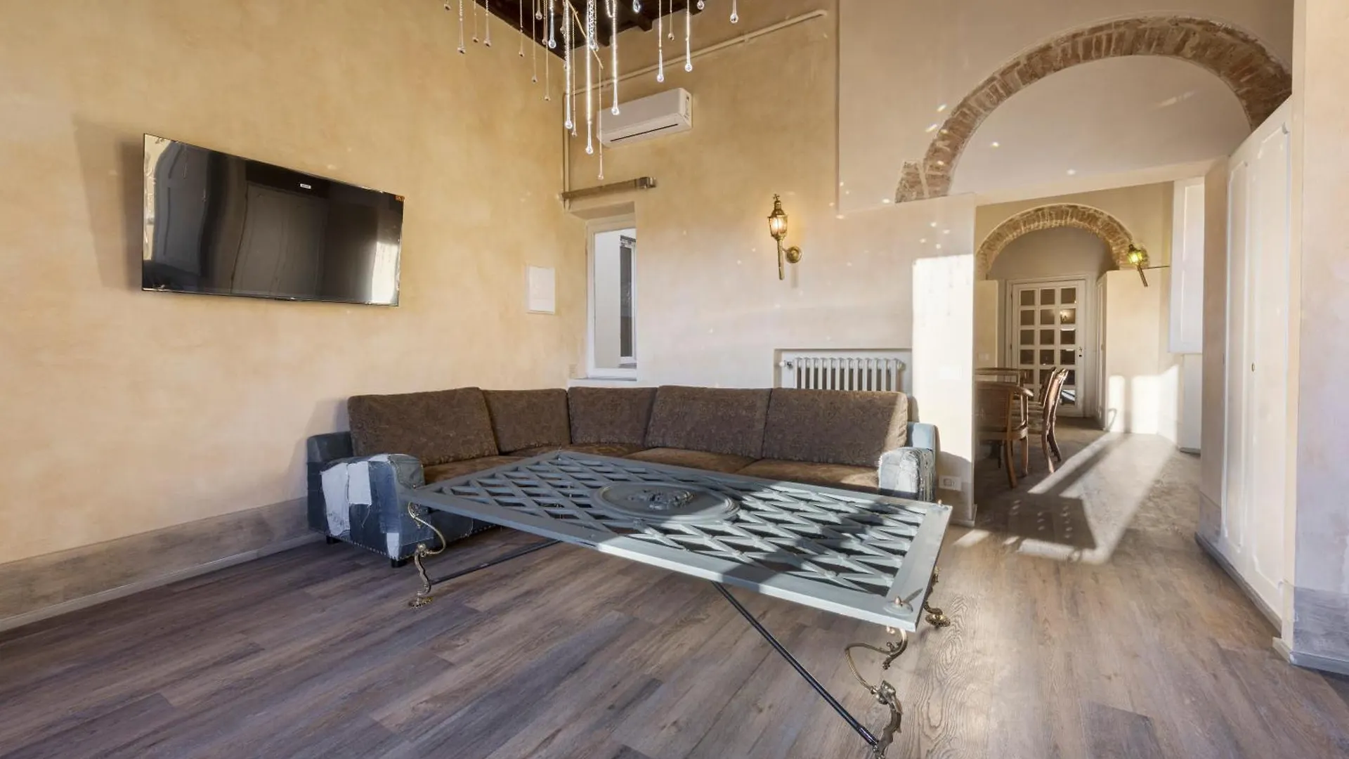 Torre Benci By Mmega Apartment Florence