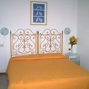 Boutique Hugo Otel